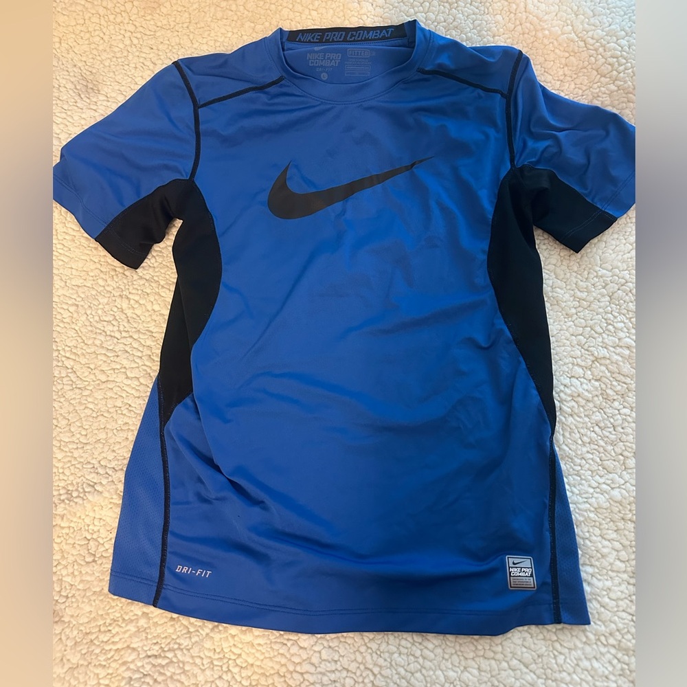 🔥 NIKE PRO COMBAT DRI FIT FITTED T-Shirt ROYAL BLUE/BLACK Boys LARGE